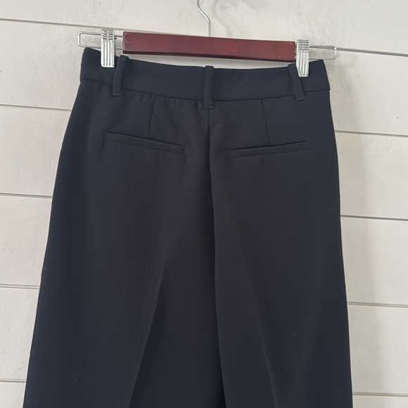 Aritiza Size 0 Wilfred The Effortless Pant™ Cropped - Crepette™ - Picture 10 of 15